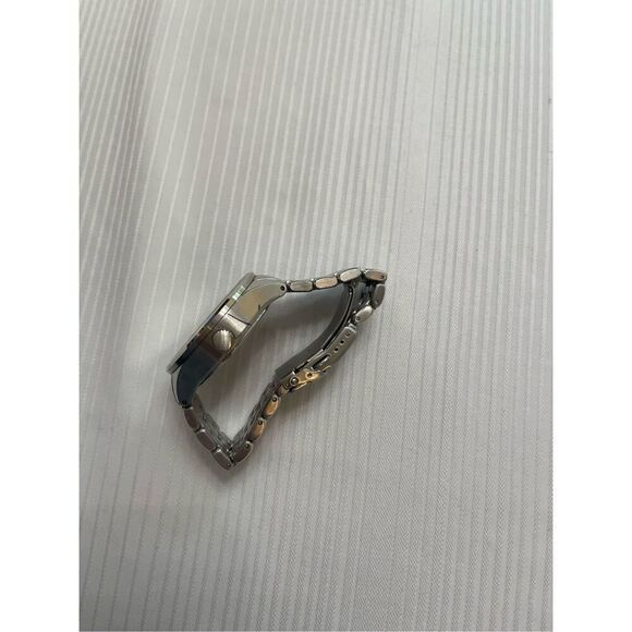 Rip Curl Women’s Bailey Analog Display Watch Needs Battery - Picture 6 of 7